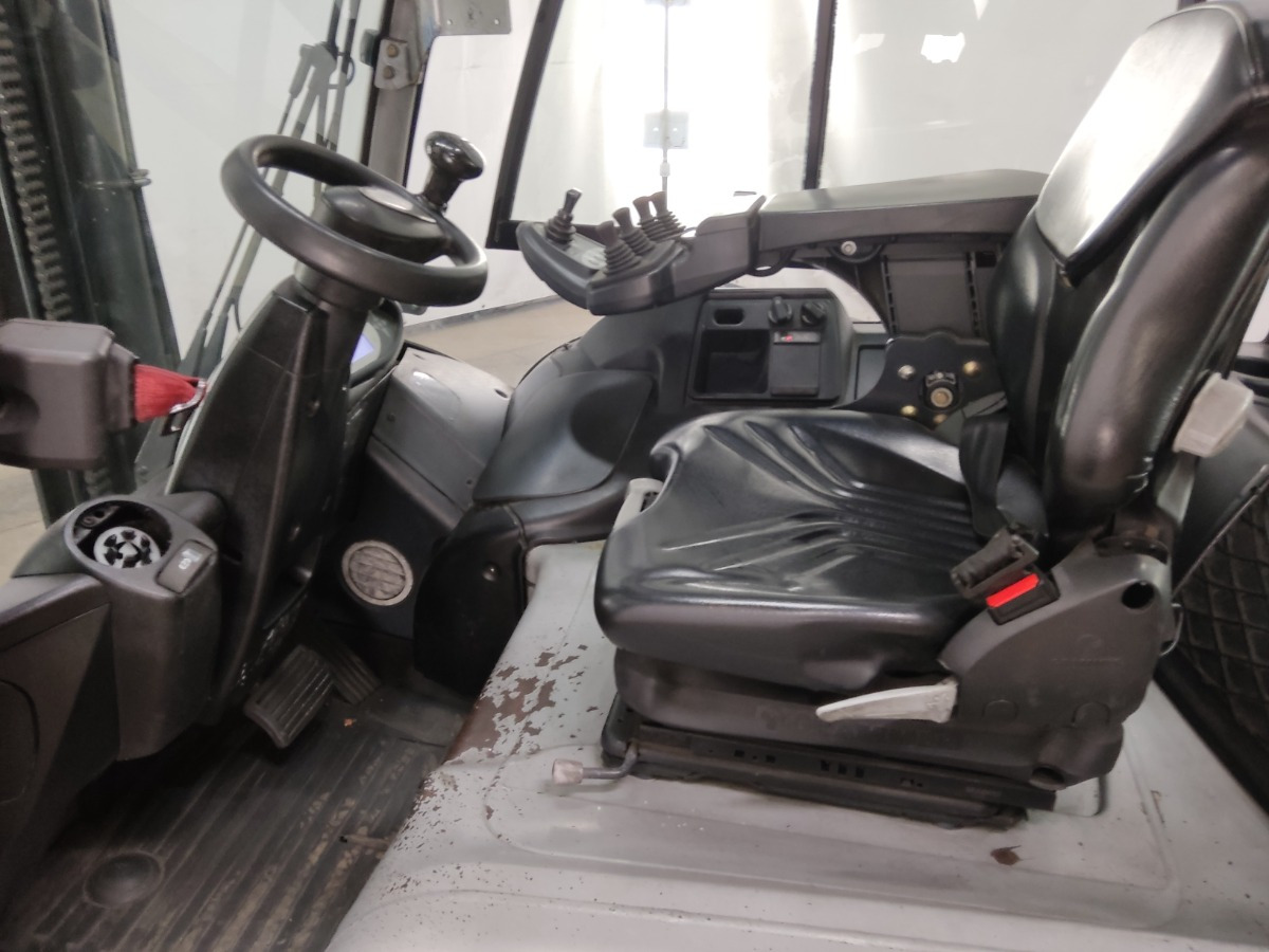 Still RX60-30L - Sähkötrukki: kuva Still RX60-30L - Sähkötrukki Still RX60-30L - Sähkötrukki: kuva Still RX60-30L - Sähkötrukki