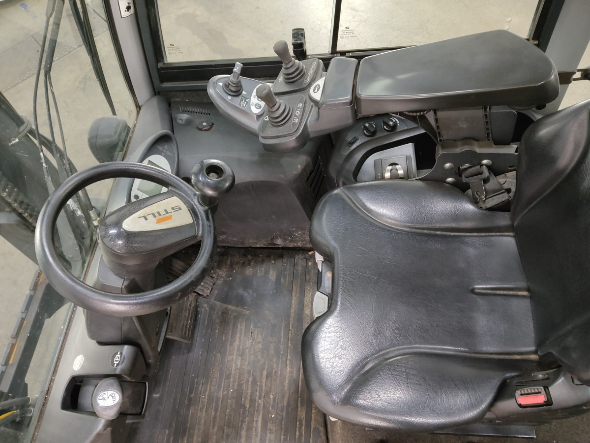 Still RX70-40 - Dieseltrukki: kuva Still RX70-40 - Dieseltrukki Still RX70-40 - Dieseltrukki: kuva Still RX70-40 - Dieseltrukki