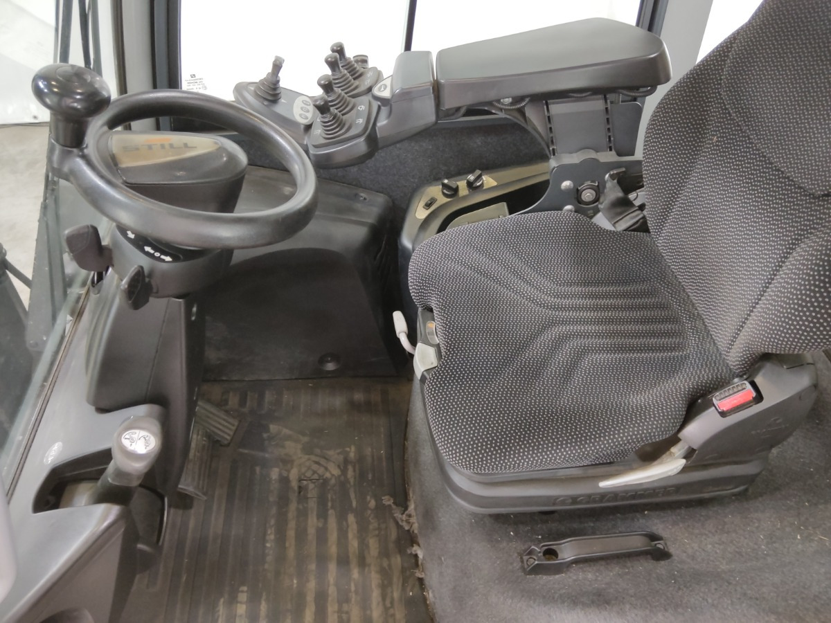 Still RX70-50/600 - Dieseltrukki: kuva Still RX70-50/600 - Dieseltrukki Still RX70-50/600 - Dieseltrukki: kuva Still RX70-50/600 - Dieseltrukki