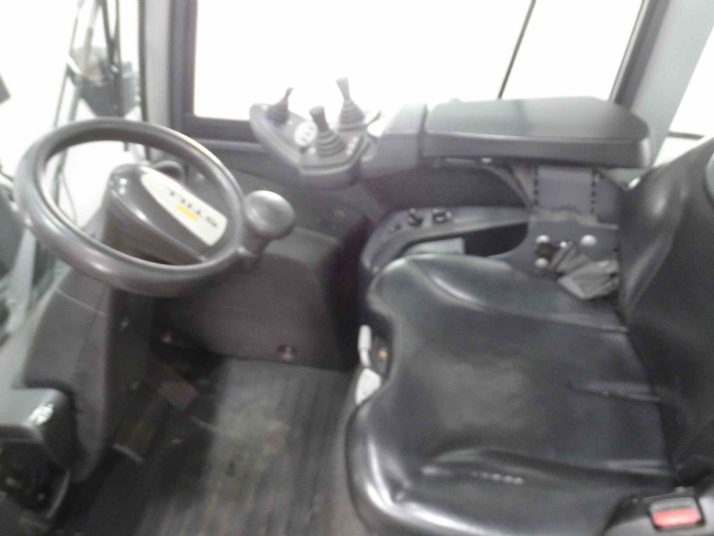 Still RX70-70 - Dieseltrukki: kuva Still RX70-70 - Dieseltrukki Still RX70-70 - Dieseltrukki: kuva Still RX70-70 - Dieseltrukki