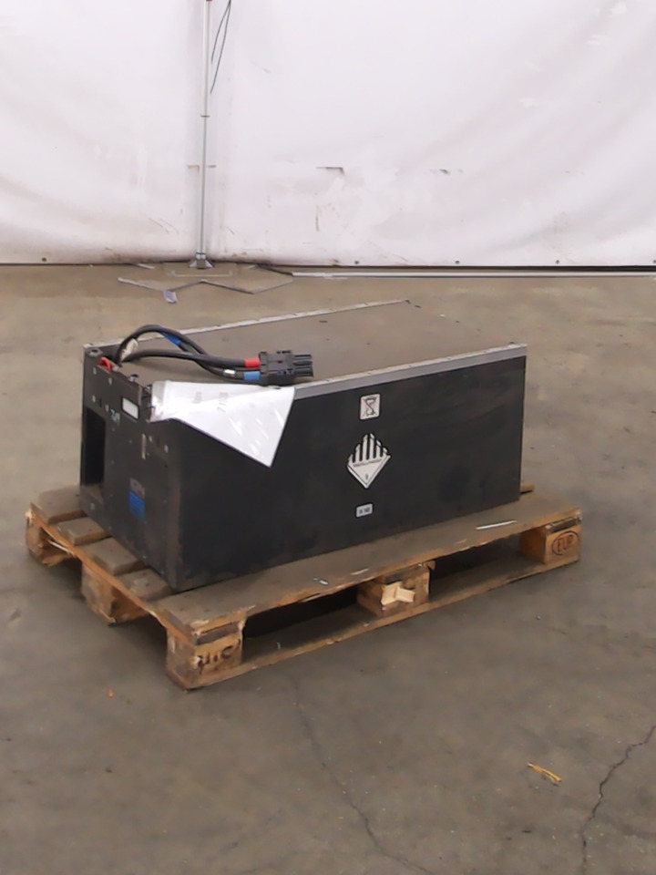 Weitere 48V268AH/LIION - Akku - Materiaalinkäsittely: kuva Weitere 48V268AH/LIION - Akku - Materiaalinkäsittely Weitere 48V268AH/LIION - Akku - Materiaalinkäsittely: kuva Weitere 48V268AH/LIION - Akku - Materiaalinkäsittely