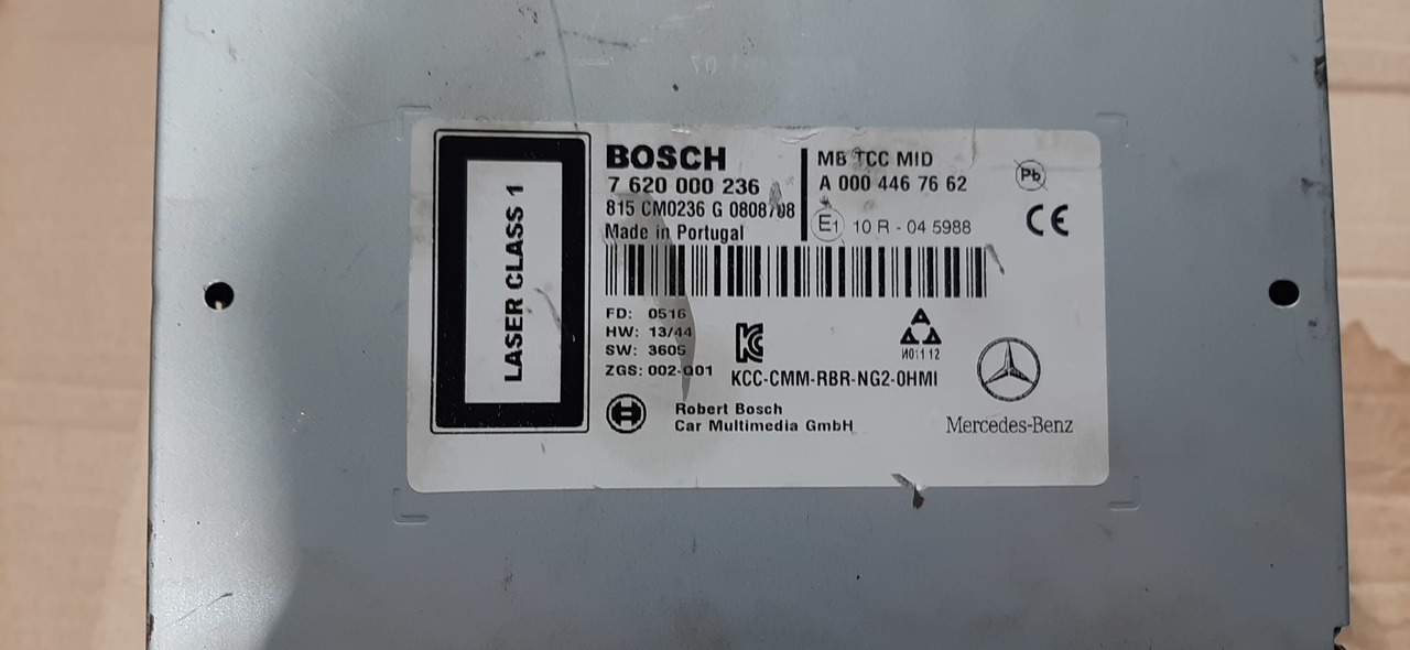 BOSCH / REXROTH Mercedes Actros MP4 CD Player A0004467662 - Ohjaamo ja sisustus - Kuorma-auto: kuva BOSCH / REXROTH Mercedes Actros MP4 CD Player A0004467662 - Ohjaamo ja sisustus - Kuorma-auto BOSCH / REXROTH Mercedes Actros MP4 CD Player A0004467662 - Ohjaamo ja sisustus - Kuorma-auto: kuva BOSCH / REXROTH Mercedes Actros MP4 CD Player A0004467662 - Ohjaamo ja sisustus - Kuorma-auto