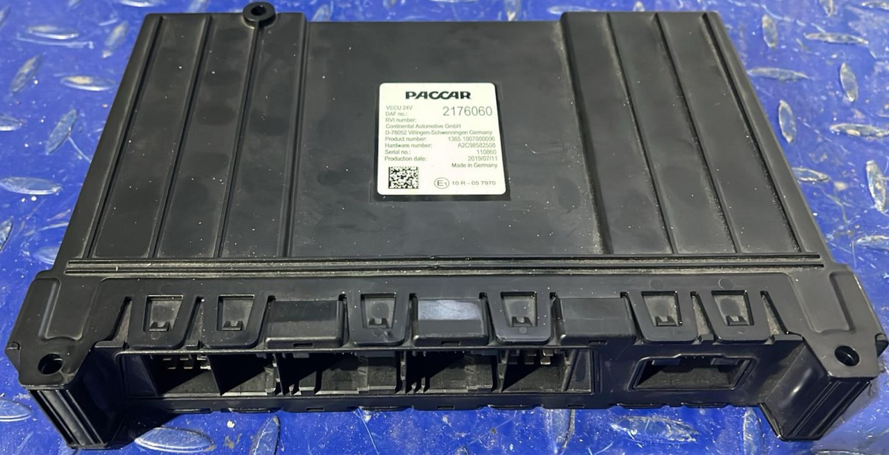 DAF XF CF VECU Control Unit Module 2176060 - Ohjainyksikkö: kuva DAF XF CF VECU Control Unit Module 2176060 - Ohjainyksikkö DAF XF CF VECU Control Unit Module 2176060 - Ohjainyksikkö: kuva DAF XF CF VECU Control Unit Module 2176060 - Ohjainyksikkö