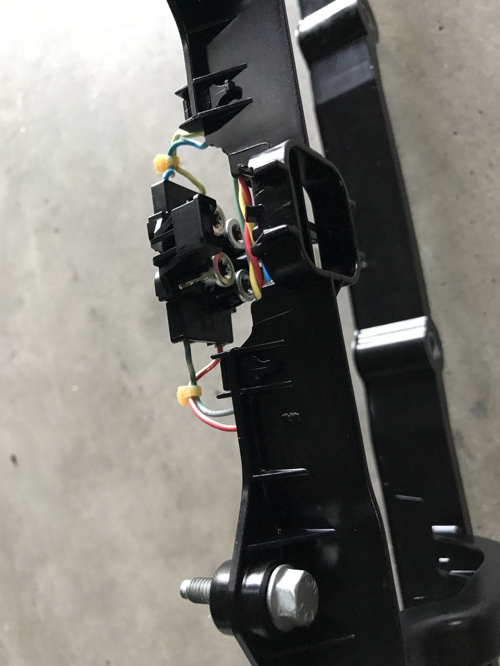 MERCEDES-BENZ Actros OM471 Euro 5 and Euro 6 - Kaapelit/ Johdot - Kuorma-auto: kuva MERCEDES-BENZ Actros OM471 Euro 5 and Euro 6 - Kaapelit/ Johdot - Kuorma-auto MERCEDES-BENZ Actros OM471 Euro 5 and Euro 6 - Kaapelit/ Johdot - Kuorma-auto: kuva MERCEDES-BENZ Actros OM471 Euro 5 and Euro 6 - Kaapelit/ Johdot - Kuorma-auto