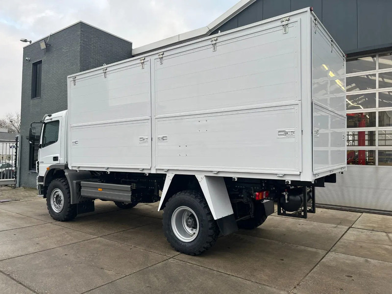 Mercedes-Benz Atego 1725 A 4x4 Service Truck - Kuorma-auto: kuva Mercedes-Benz Atego 1725 A 4x4 Service Truck - Kuorma-auto Mercedes-Benz Atego 1725 A 4x4 Service Truck - Kuorma-auto: kuva Mercedes-Benz Atego 1725 A 4x4 Service Truck - Kuorma-auto