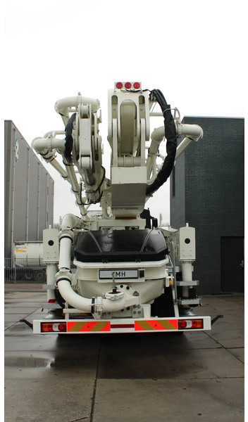Mercedes-Benz Arocs 4140 8x4 Sany SY43 Concrete pump Build by Putzmeister - Betonipumppuauto: kuva Mercedes-Benz Arocs 4140 8x4 Sany SY43 Concrete pump Build by Putzmeister - Betonipumppuauto Mercedes-Benz Arocs 4140 8x4 Sany SY43 Concrete pump Build by Putzmeister - Betonipumppuauto: kuva Mercedes-Benz Arocs 4140 8x4 Sany SY43 Concrete pump Build by Putzmeister - Betonipumppuauto