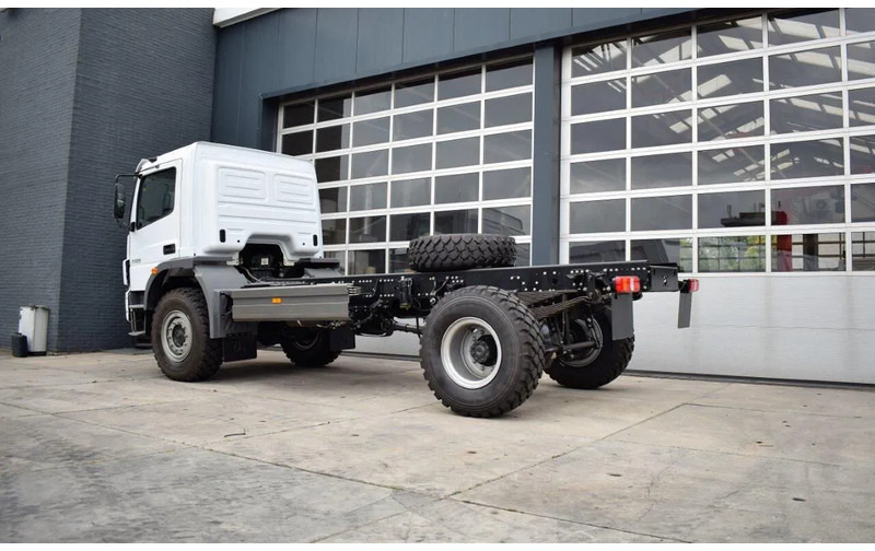 Mercedes-Benz Atego 1725 4x4 Chassis Cabin (2 units) - Kuorma-auto alusta: kuva Mercedes-Benz Atego 1725 4x4 Chassis Cabin (2 units) - Kuorma-auto alusta Mercedes-Benz Atego 1725 4x4 Chassis Cabin (2 units) - Kuorma-auto alusta: kuva Mercedes-Benz Atego 1725 4x4 Chassis Cabin (2 units) - Kuorma-auto alusta