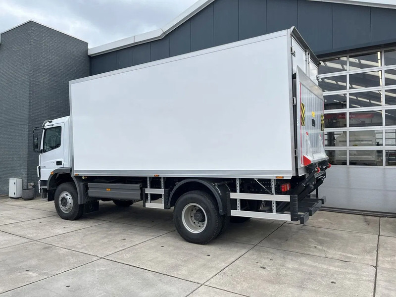 Mercedes-Benz Atego 1725 4x4 Refrigerator Truck (1 unit) - Refrigeraattori kuorma-auto: kuva Mercedes-Benz Atego 1725 4x4 Refrigerator Truck (1 unit) - Refrigeraattori kuorma-auto Mercedes-Benz Atego 1725 4x4 Refrigerator Truck (1 unit) - Refrigeraattori kuorma-auto: kuva Mercedes-Benz Atego 1725 4x4 Refrigerator Truck (1 unit) - Refrigeraattori kuorma-auto