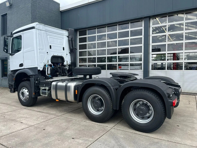 Mercedes-Benz Actros 3348 S 6x4 Tractor Head - Vetopöytäauto: kuva Mercedes-Benz Actros 3348 S 6x4 Tractor Head - Vetopöytäauto Mercedes-Benz Actros 3348 S 6x4 Tractor Head - Vetopöytäauto: kuva Mercedes-Benz Actros 3348 S 6x4 Tractor Head - Vetopöytäauto