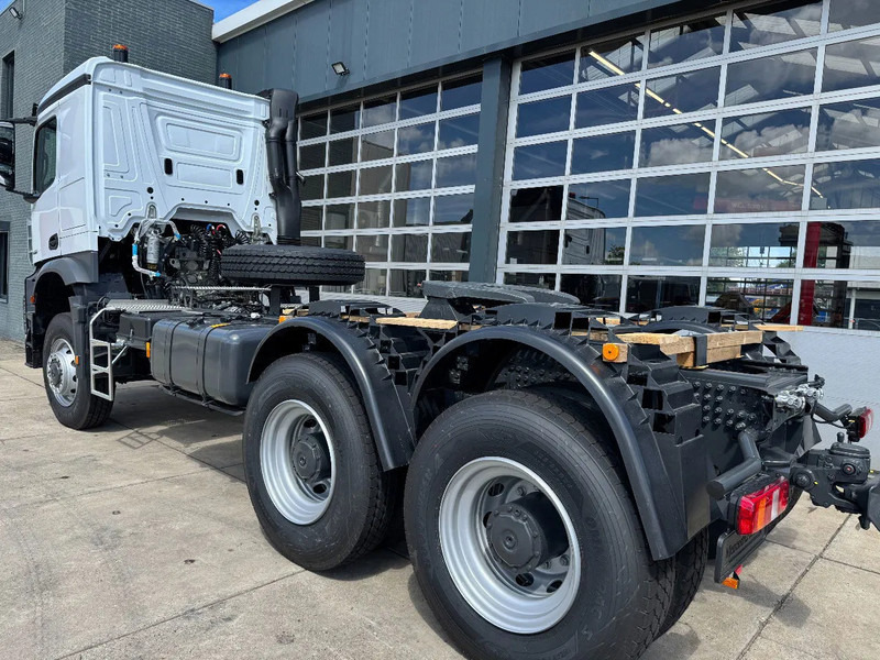 Mercedes-Benz Arocs 4058 AS 6x6 Tractor Head 180T Push Pull EURO-3 - Vetopöytäauto: kuva Mercedes-Benz Arocs 4058 AS 6x6 Tractor Head 180T Push Pull EURO-3 - Vetopöytäauto Mercedes-Benz Arocs 4058 AS 6x6 Tractor Head 180T Push Pull EURO-3 - Vetopöytäauto: kuva Mercedes-Benz Arocs 4058 AS 6x6 Tractor Head 180T Push Pull EURO-3 - Vetopöytäauto