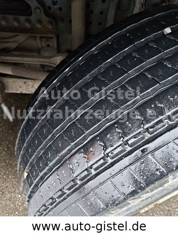Pressukapelli kuorma-auto Mercedes-Benz Antos 1833 4x2 BL*Dautel DL1500s Hebebühne: kuva Pressukapelli kuorma-auto Mercedes-Benz Antos 1833 4x2 BL*Dautel DL1500s Hebebühne