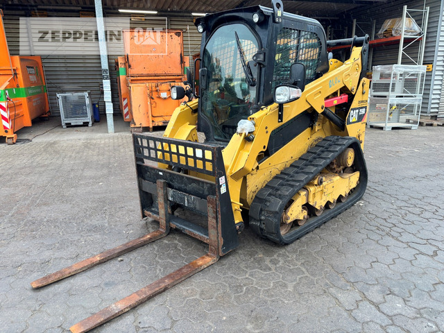 Cat 259D - Liukuohjattu kuormaaja: kuva Cat 259D - Liukuohjattu kuormaaja Cat 259D - Liukuohjattu kuormaaja: kuva Cat 259D - Liukuohjattu kuormaaja