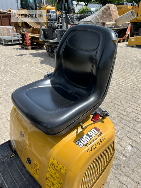 Minikuormaaja Cat 300.9D: kuva Minikuormaaja Cat 300.9D Minikuormaaja Cat 300.9D: kuva Minikuormaaja Cat 300.9D