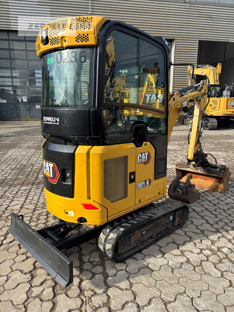 Cat 301.6-05A - Minikuormaaja: kuva Cat 301.6-05A - Minikuormaaja Cat 301.6-05A - Minikuormaaja: kuva Cat 301.6-05A - Minikuormaaja