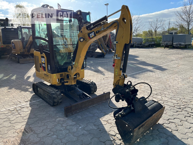 Cat 301.6-05A - Minikuormaaja: kuva Cat 301.6-05A - Minikuormaaja Cat 301.6-05A - Minikuormaaja: kuva Cat 301.6-05A - Minikuormaaja