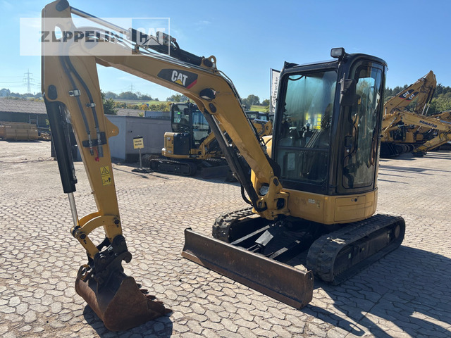 Cat 303.5ECR - Minikuormaaja: kuva Cat 303.5ECR - Minikuormaaja Cat 303.5ECR - Minikuormaaja: kuva Cat 303.5ECR - Minikuormaaja