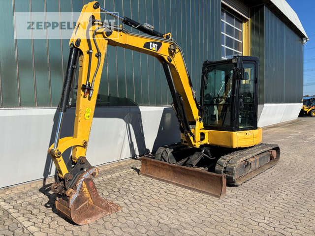 Cat 305ECR - Minikuormaaja: kuva Cat 305ECR - Minikuormaaja Cat 305ECR - Minikuormaaja: kuva Cat 305ECR - Minikuormaaja