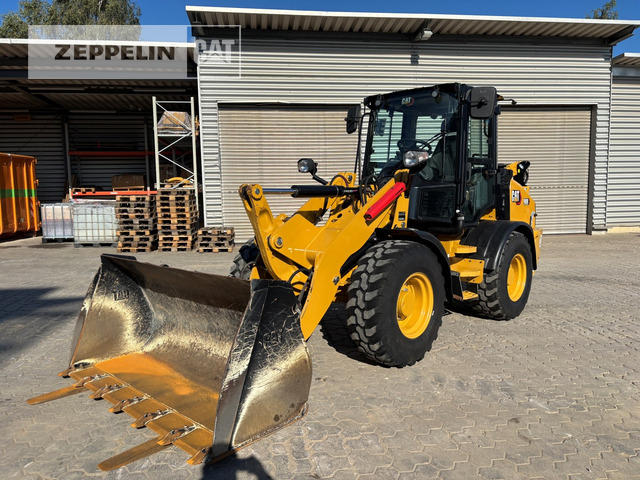 Cat 908-14 - Pyöräkuormaaja: kuva Cat 908-14 - Pyöräkuormaaja Cat 908-14 - Pyöräkuormaaja: kuva Cat 908-14 - Pyöräkuormaaja