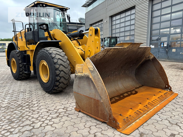 Cat 962M - Pyöräkuormaaja: kuva Cat 962M - Pyöräkuormaaja Cat 962M - Pyöräkuormaaja: kuva Cat 962M - Pyöräkuormaaja