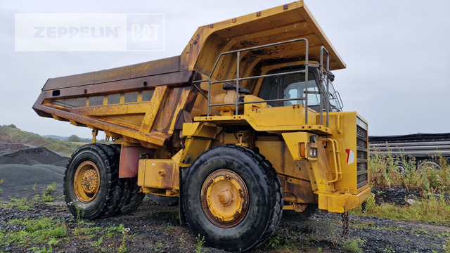 Komatsu HD325-6 - Maansiirtoauto: kuva Komatsu HD325-6 - Maansiirtoauto Komatsu HD325-6 - Maansiirtoauto: kuva Komatsu HD325-6 - Maansiirtoauto