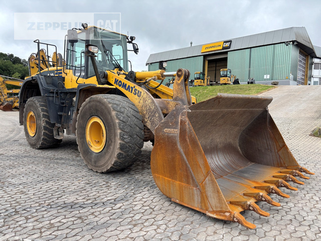 Komatsu WA470-7 - Pyöräkuormaaja: kuva Komatsu WA470-7 - Pyöräkuormaaja Komatsu WA470-7 - Pyöräkuormaaja: kuva Komatsu WA470-7 - Pyöräkuormaaja