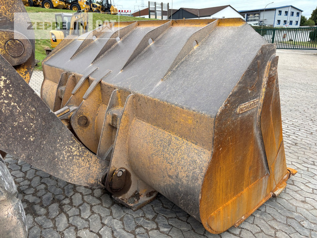 Komatsu WA470-7 - Pyöräkuormaaja: kuva Komatsu WA470-7 - Pyöräkuormaaja Komatsu WA470-7 - Pyöräkuormaaja: kuva Komatsu WA470-7 - Pyöräkuormaaja