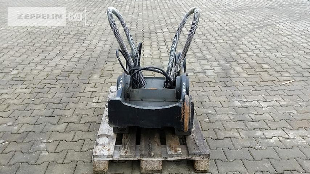 Oil-Quick OQ80 Schnellwechsler - Pikaliitin - Rakennuskoneet: kuva Oil-Quick OQ80 Schnellwechsler - Pikaliitin - Rakennuskoneet Oil-Quick OQ80 Schnellwechsler - Pikaliitin - Rakennuskoneet: kuva Oil-Quick OQ80 Schnellwechsler - Pikaliitin - Rakennuskoneet