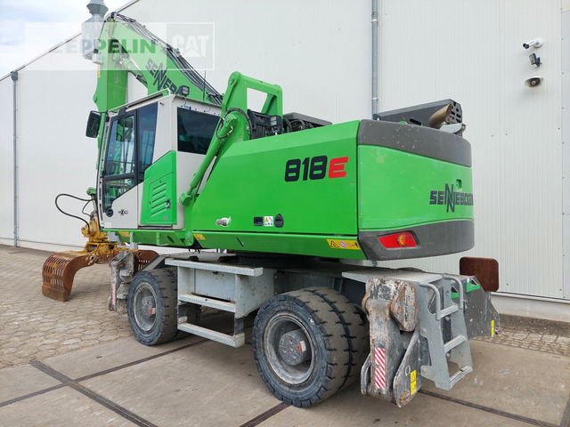 Sennebogen 818 - Materiaalinkäsittelykone: kuva Sennebogen 818 - Materiaalinkäsittelykone Sennebogen 818 - Materiaalinkäsittelykone: kuva Sennebogen 818 - Materiaalinkäsittelykone