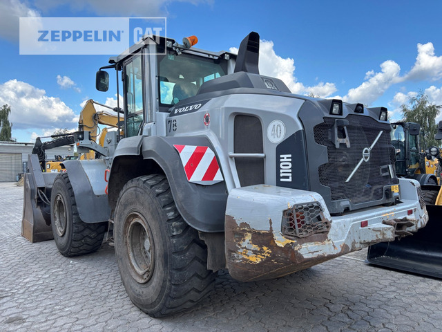 Volvo L110H - Pyöräkuormaaja: kuva Volvo L110H - Pyöräkuormaaja Volvo L110H - Pyöräkuormaaja: kuva Volvo L110H - Pyöräkuormaaja