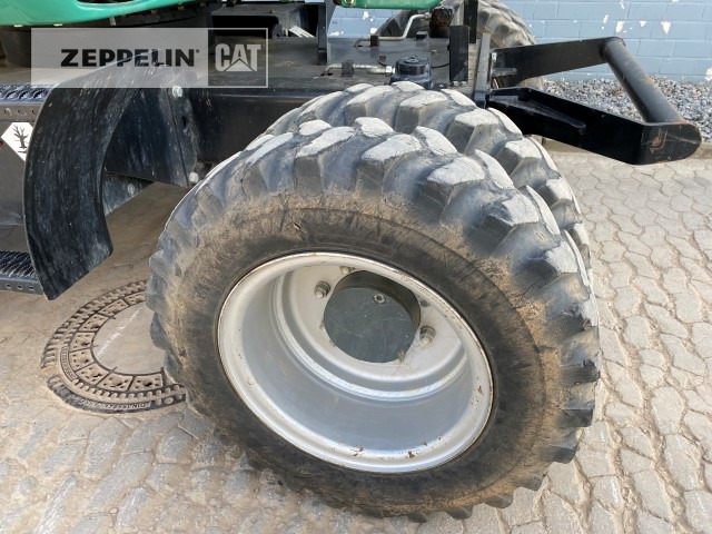 Pyöräalustainen kaivinkone Zeppelin ZM110: kuva Pyöräalustainen kaivinkone Zeppelin ZM110 Pyöräalustainen kaivinkone Zeppelin ZM110: kuva Pyöräalustainen kaivinkone Zeppelin ZM110