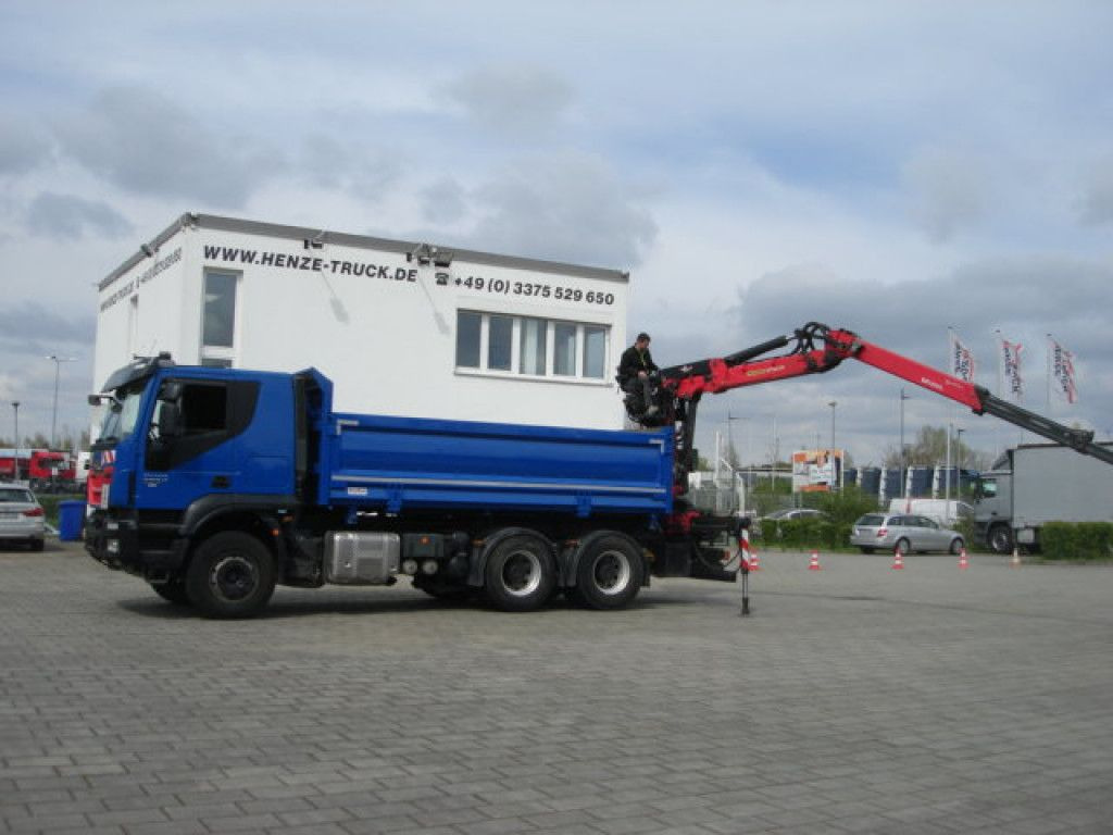 Iveco TRACKER 260T50 6x4 3-Achs Kipper Heckkran Espilo - Kippiauto kuorma-auto, Nosturiauto: kuva Iveco TRACKER 260T50 6x4 3-Achs Kipper Heckkran Espilo - Kippiauto kuorma-auto, Nosturiauto Iveco TRACKER 260T50 6x4 3-Achs Kipper Heckkran Espilo - Kippiauto kuorma-auto, Nosturiauto: kuva Iveco TRACKER 260T50 6x4 3-Achs Kipper Heckkran Espilo - Kippiauto kuorma-auto, Nosturiauto