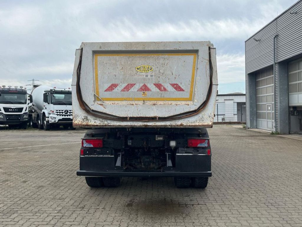 MAN TG-S 35.460 8x6 4 Achs Muldenkipper Meiller 18m³ - Nostovarsi-vaihtolavakuorma kuorma-auto: kuva MAN TG-S 35.460 8x6 4 Achs Muldenkipper Meiller 18m³ - Nostovarsi-vaihtolavakuorma kuorma-auto MAN TG-S 35.460 8x6 4 Achs Muldenkipper Meiller 18m³ - Nostovarsi-vaihtolavakuorma kuorma-auto: kuva MAN TG-S 35.460 8x6 4 Achs Muldenkipper Meiller 18m³ - Nostovarsi-vaihtolavakuorma kuorma-auto