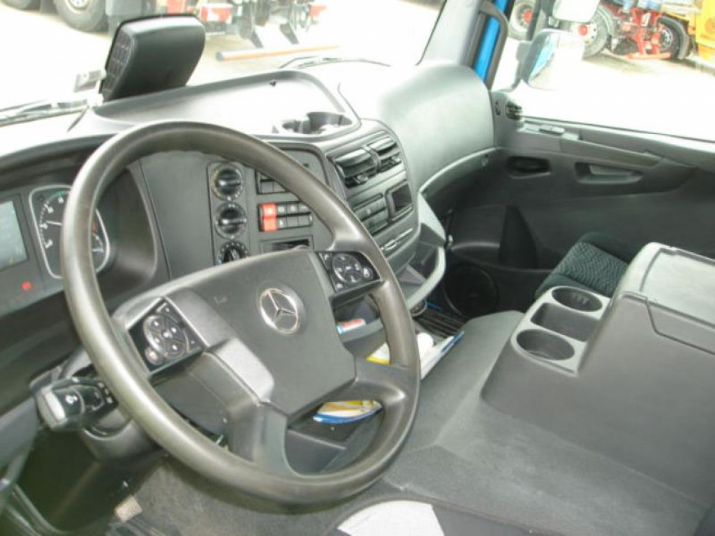 MERCEDES-BENZ Atego 1524 K Absetzkipper TOP +Funkfernbed. - Nostovarsi-vaihtolavakuorma kuorma-auto: kuva MERCEDES-BENZ Atego 1524 K Absetzkipper TOP +Funkfernbed. - Nostovarsi-vaihtolavakuorma kuorma-auto MERCEDES-BENZ Atego 1524 K Absetzkipper TOP +Funkfernbed. - Nostovarsi-vaihtolavakuorma kuorma-auto: kuva MERCEDES-BENZ Atego 1524 K Absetzkipper TOP +Funkfernbed. - Nostovarsi-vaihtolavakuorma kuorma-auto