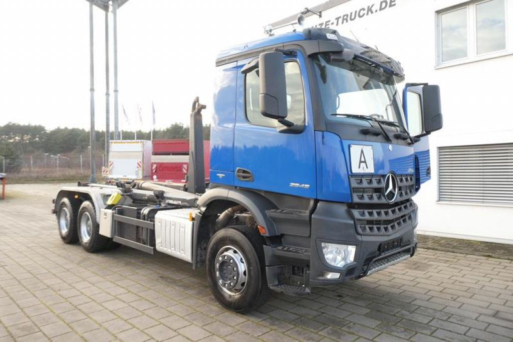 Mercedes-Benz Arocs 2645 K 6x4 Abrollkipper Meiller deutsch to - Koukkulava kuorma-auto: kuva Mercedes-Benz Arocs 2645 K 6x4 Abrollkipper Meiller deutsch to - Koukkulava kuorma-auto Mercedes-Benz Arocs 2645 K 6x4 Abrollkipper Meiller deutsch to - Koukkulava kuorma-auto: kuva Mercedes-Benz Arocs 2645 K 6x4 Abrollkipper Meiller deutsch to - Koukkulava kuorma-auto