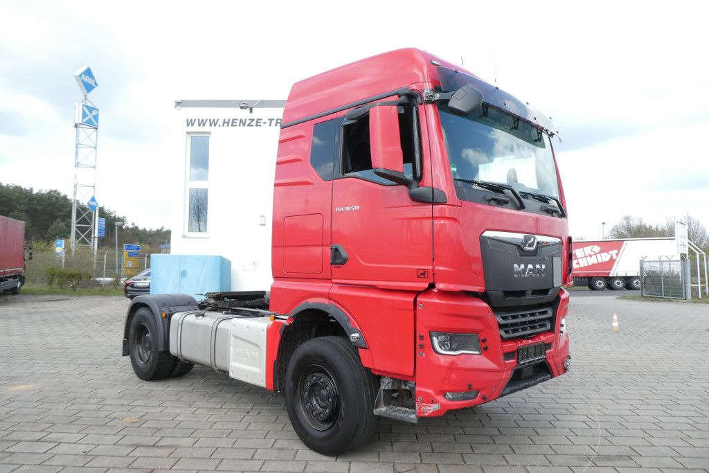 MAN TG-X 18.510 4x2 SZM Standklima, Retarder, Hydrau - Vetopöytäauto: kuva MAN TG-X 18.510 4x2 SZM Standklima, Retarder, Hydrau - Vetopöytäauto MAN TG-X 18.510 4x2 SZM Standklima, Retarder, Hydrau - Vetopöytäauto: kuva MAN TG-X 18.510 4x2 SZM Standklima, Retarder, Hydrau - Vetopöytäauto