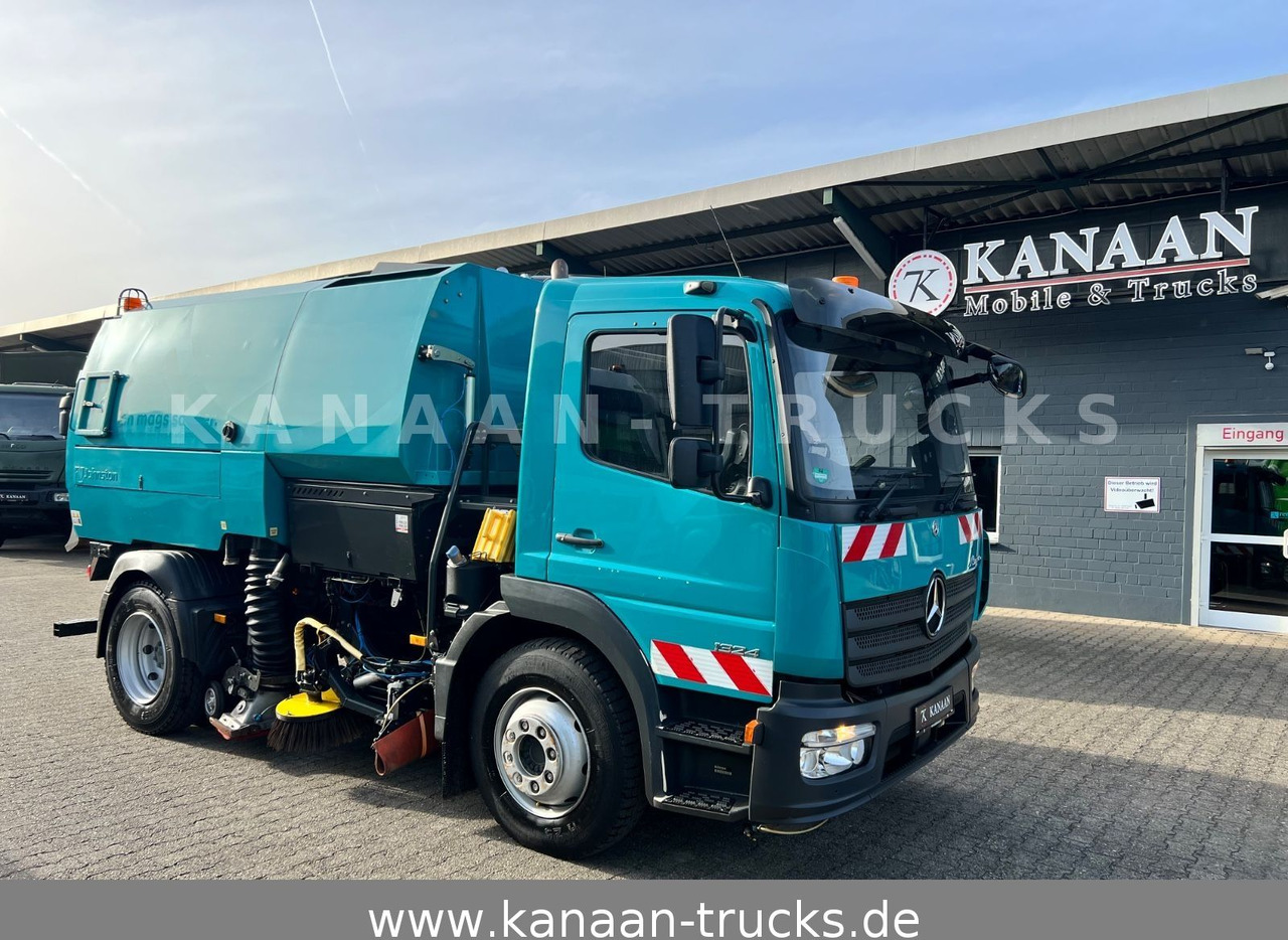 Mercedes-Benz 1324 Atego Johnston VT652 120TKM Euro6b - Lakaisuauto: kuva Mercedes-Benz 1324 Atego Johnston VT652 120TKM Euro6b - Lakaisuauto Mercedes-Benz 1324 Atego Johnston VT652 120TKM Euro6b - Lakaisuauto: kuva Mercedes-Benz 1324 Atego Johnston VT652 120TKM Euro6b - Lakaisuauto