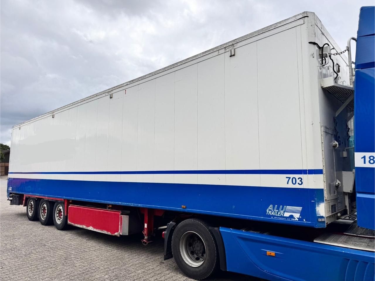 Stas S300 ZX Walkingfloor 3 x Vorhanden TÜV NEU - Moving floor puoliperävaunu: kuva Stas S300 ZX Walkingfloor 3 x Vorhanden TÜV NEU - Moving floor puoliperävaunu Stas S300 ZX Walkingfloor 3 x Vorhanden TÜV NEU - Moving floor puoliperävaunu: kuva Stas S300 ZX Walkingfloor 3 x Vorhanden TÜV NEU - Moving floor puoliperävaunu