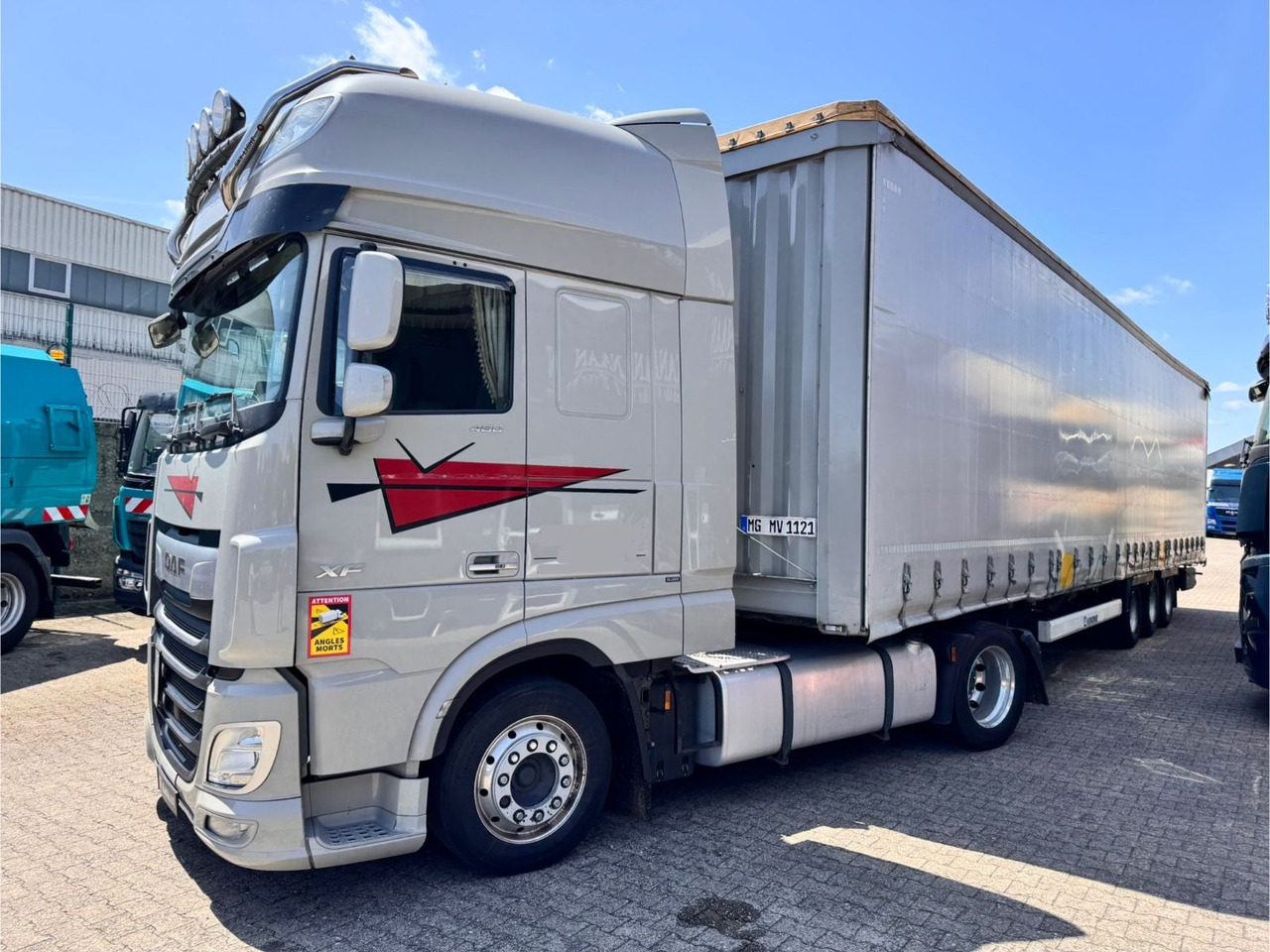 DAF XF 480 FT 4x2 SSC Low Deck Standklima ZF-Intard - Vetopöytäauto: kuva DAF XF 480 FT 4x2 SSC Low Deck Standklima ZF-Intard - Vetopöytäauto DAF XF 480 FT 4x2 SSC Low Deck Standklima ZF-Intard - Vetopöytäauto: kuva DAF XF 480 FT 4x2 SSC Low Deck Standklima ZF-Intard - Vetopöytäauto