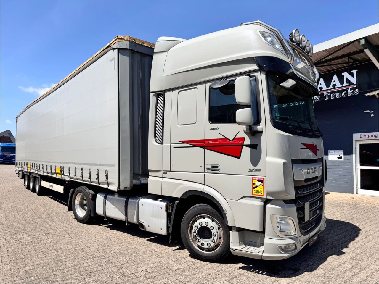DAF XF 480 FT 4x2 SSC Low Deck Standklima ZF-Intard - Vetopöytäauto: kuva DAF XF 480 FT 4x2 SSC Low Deck Standklima ZF-Intard - Vetopöytäauto DAF XF 480 FT 4x2 SSC Low Deck Standklima ZF-Intard - Vetopöytäauto: kuva DAF XF 480 FT 4x2 SSC Low Deck Standklima ZF-Intard - Vetopöytäauto