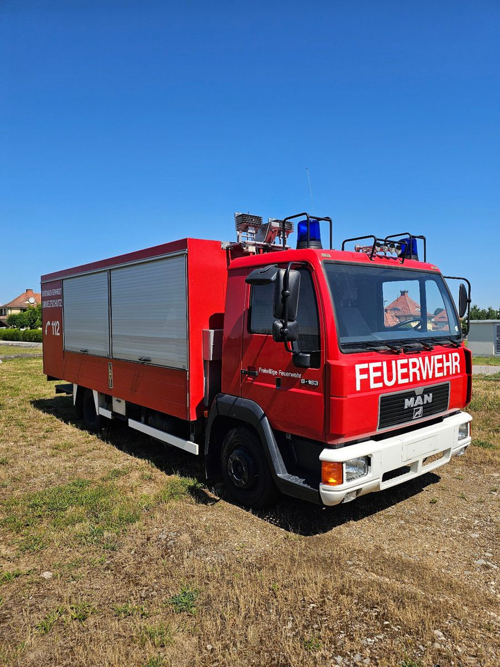 MAN 8.163 L2000 Feuerwehr GW G - Paloauto: kuva MAN 8.163 L2000 Feuerwehr GW G - Paloauto MAN 8.163 L2000 Feuerwehr GW G - Paloauto: kuva MAN 8.163 L2000 Feuerwehr GW G - Paloauto