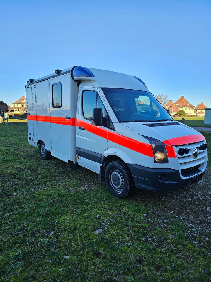 Volkswagen Crafter ELW Rettungswagen Camper Van - Ambulanssi: kuva Volkswagen Crafter ELW Rettungswagen Camper Van - Ambulanssi Volkswagen Crafter ELW Rettungswagen Camper Van - Ambulanssi: kuva Volkswagen Crafter ELW Rettungswagen Camper Van - Ambulanssi