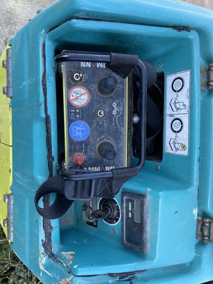 Ammann Rammax 1575 (1324) - Tiivistyskone: kuva Ammann Rammax 1575 (1324) - Tiivistyskone Ammann Rammax 1575 (1324) - Tiivistyskone: kuva Ammann Rammax 1575 (1324) - Tiivistyskone