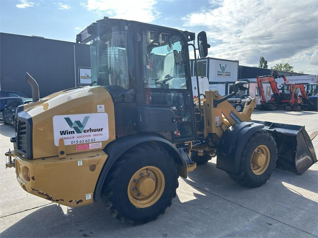 CAT 906 (9145) - Pienkuormaaja: kuva CAT 906 (9145) - Pienkuormaaja CAT 906 (9145) - Pienkuormaaja: kuva CAT 906 (9145) - Pienkuormaaja