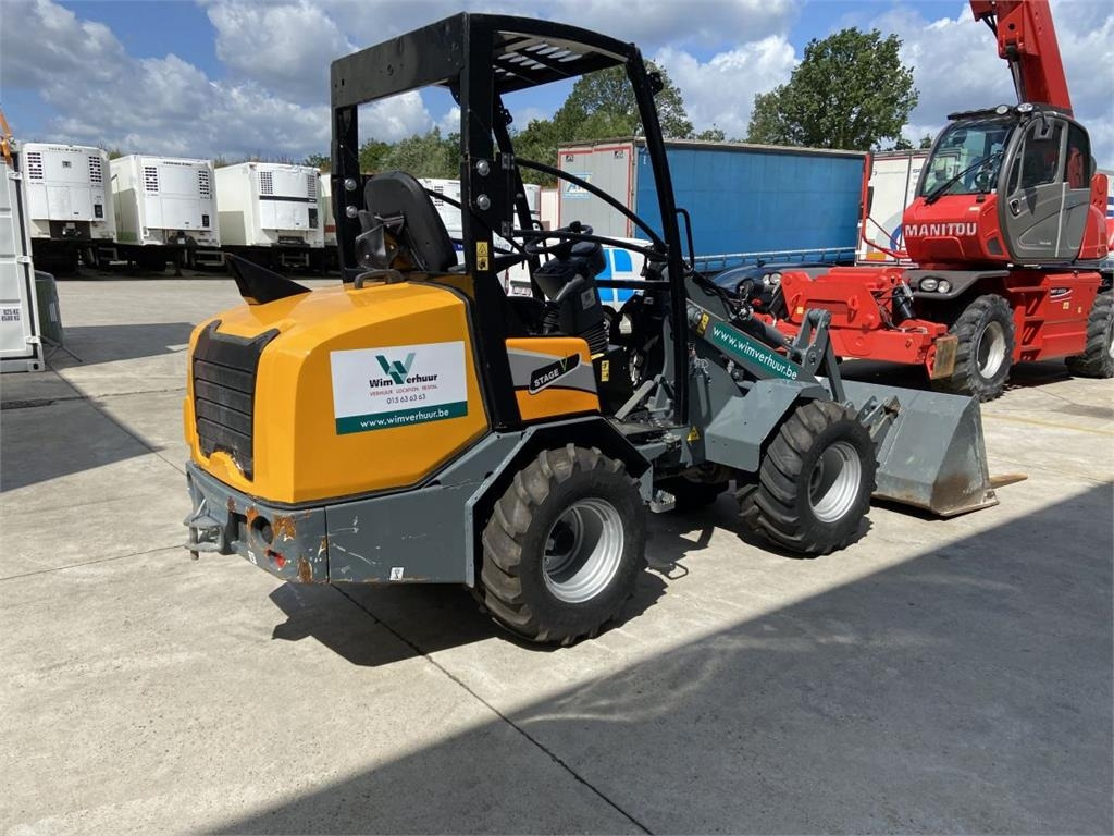 GiANT G2700 Xtra HD (6436) - Pienkuormaaja: kuva GiANT G2700 Xtra HD (6436) - Pienkuormaaja GiANT G2700 Xtra HD (6436) - Pienkuormaaja: kuva GiANT G2700 Xtra HD (6436) - Pienkuormaaja