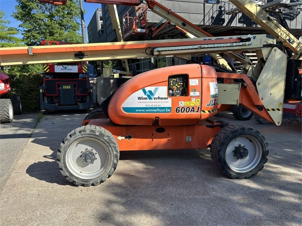 JLG 600 AJ (3218) - Puomilava: kuva JLG 600 AJ (3218) - Puomilava JLG 600 AJ (3218) - Puomilava: kuva JLG 600 AJ (3218) - Puomilava