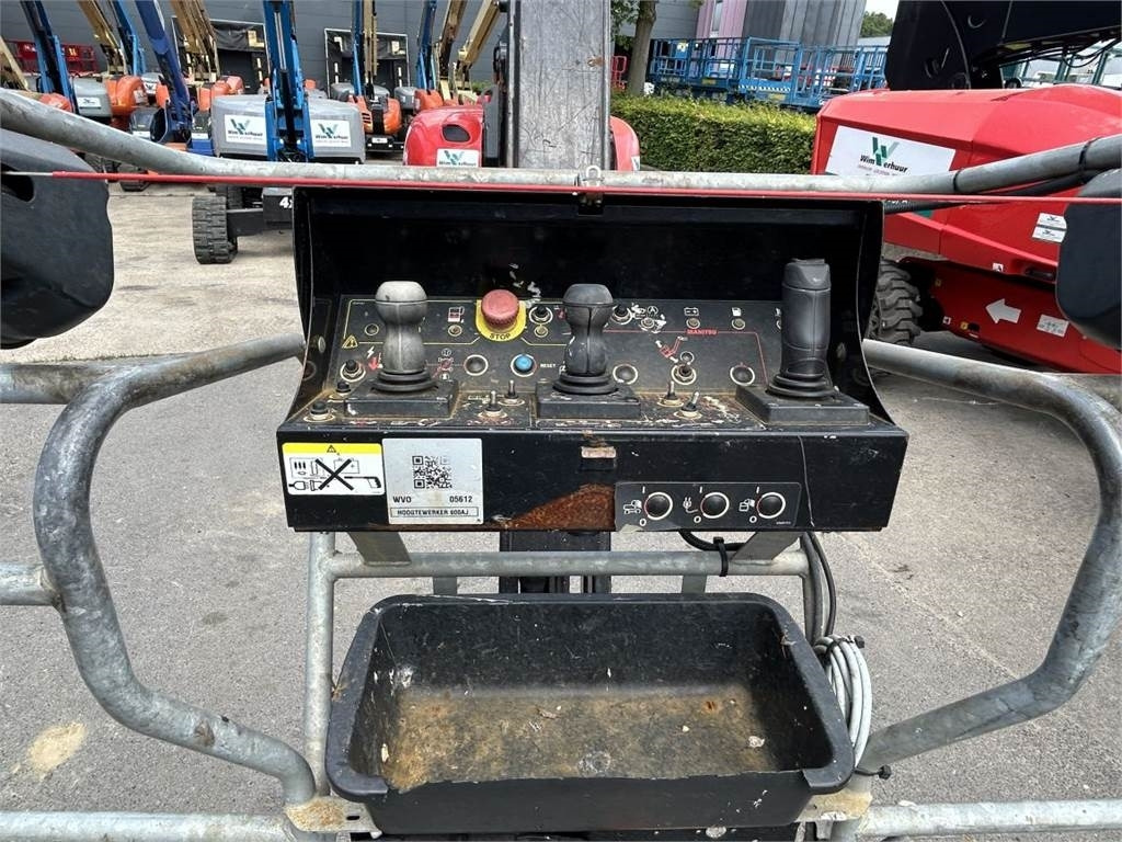 Manitou 200 ATJ RC ST5 (5612) - Puomilava: kuva Manitou 200 ATJ RC ST5 (5612) - Puomilava Manitou 200 ATJ RC ST5 (5612) - Puomilava: kuva Manitou 200 ATJ RC ST5 (5612) - Puomilava