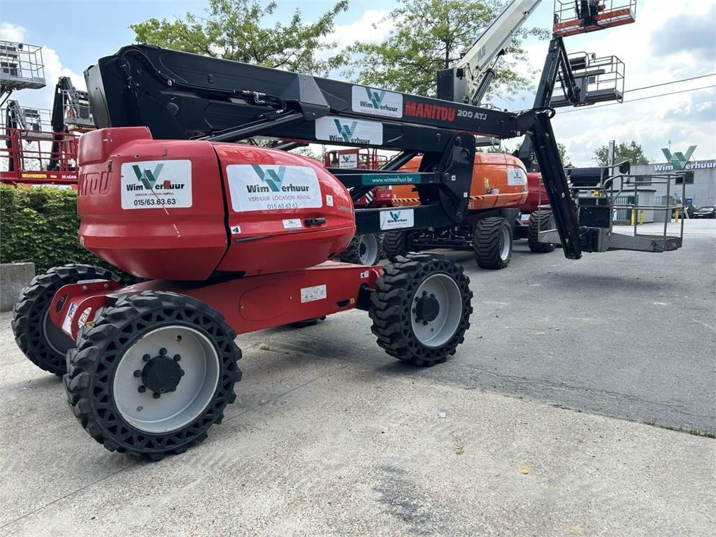 Manitou 200 ATJ RC ST5 (5612) - Puomilava: kuva Manitou 200 ATJ RC ST5 (5612) - Puomilava Manitou 200 ATJ RC ST5 (5612) - Puomilava: kuva Manitou 200 ATJ RC ST5 (5612) - Puomilava