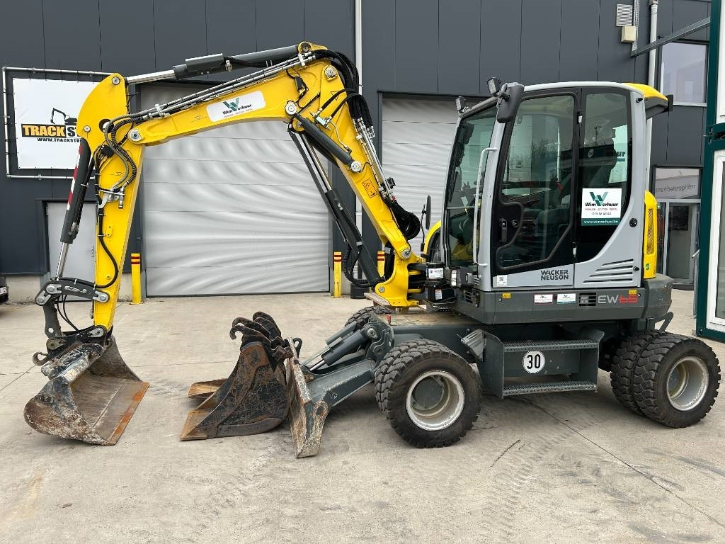 Wacker Neuson EW 65 - Pyöräalustainen kaivinkone: kuva Wacker Neuson EW 65 - Pyöräalustainen kaivinkone Wacker Neuson EW 65 - Pyöräalustainen kaivinkone: kuva Wacker Neuson EW 65 - Pyöräalustainen kaivinkone