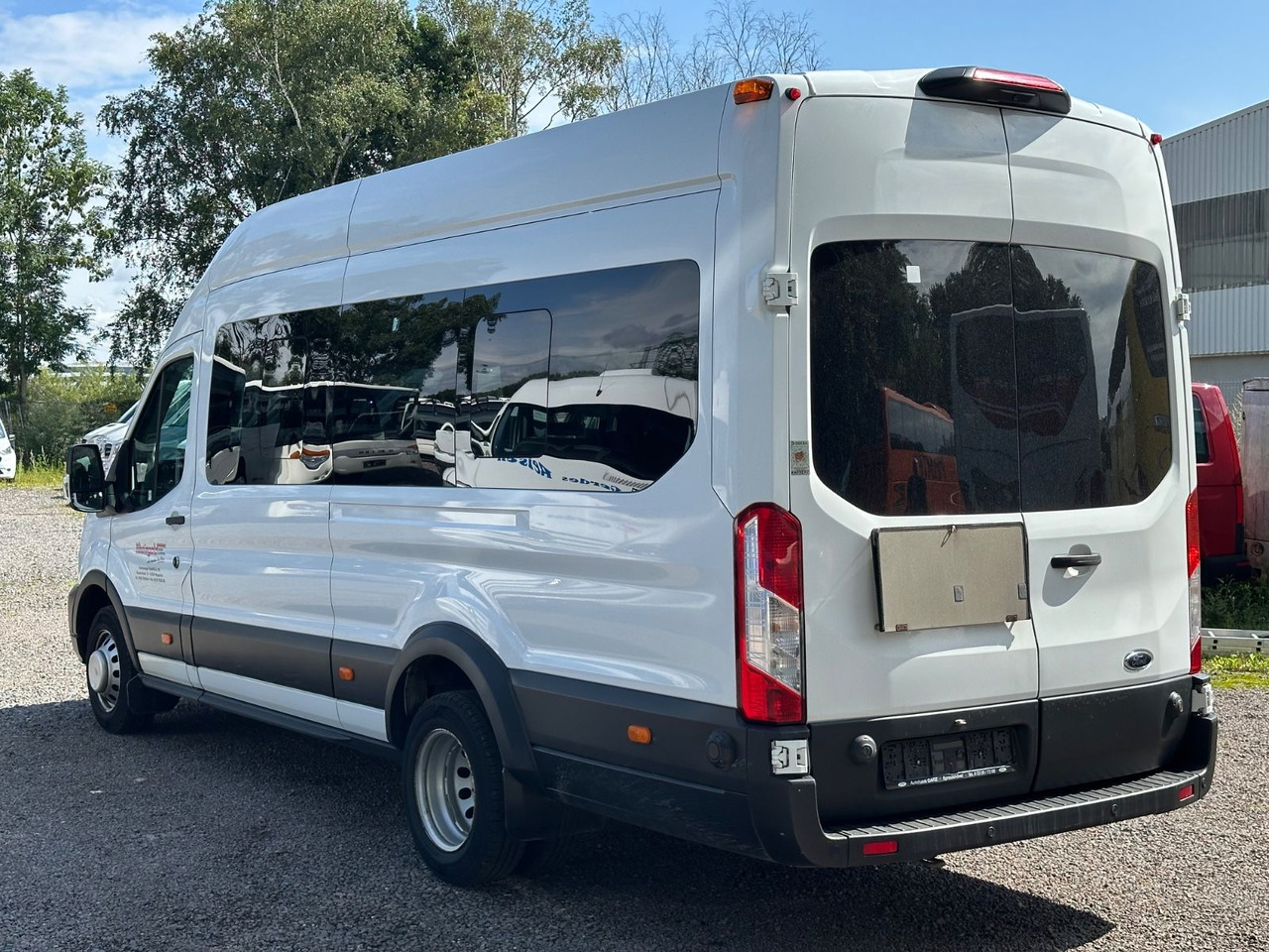 Ford Transit (Klima*PDC Vo+Hi*18 Sitze) - Minibussi, Pikkubussi: kuva Ford Transit (Klima*PDC Vo+Hi*18 Sitze) - Minibussi, Pikkubussi Ford Transit (Klima*PDC Vo+Hi*18 Sitze) - Minibussi, Pikkubussi: kuva Ford Transit (Klima*PDC Vo+Hi*18 Sitze) - Minibussi, Pikkubussi