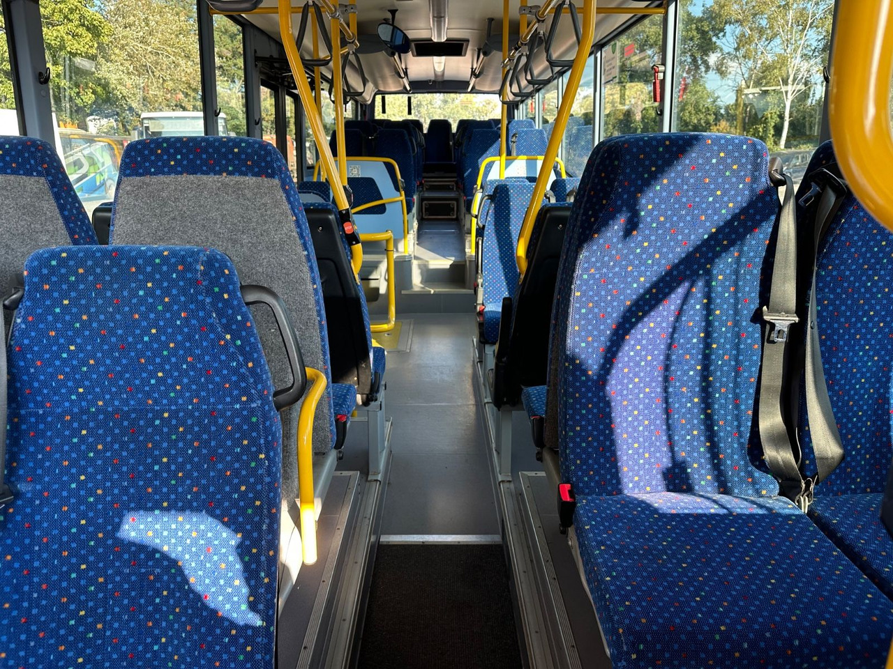 Iveco Irisbus Crossway LE SFR 162 *AC*100 km/h*Schalt - Linja-auto: kuva Iveco Irisbus Crossway LE SFR 162 *AC*100 km/h*Schalt - Linja-auto Iveco Irisbus Crossway LE SFR 162 *AC*100 km/h*Schalt - Linja-auto: kuva Iveco Irisbus Crossway LE SFR 162 *AC*100 km/h*Schalt - Linja-auto